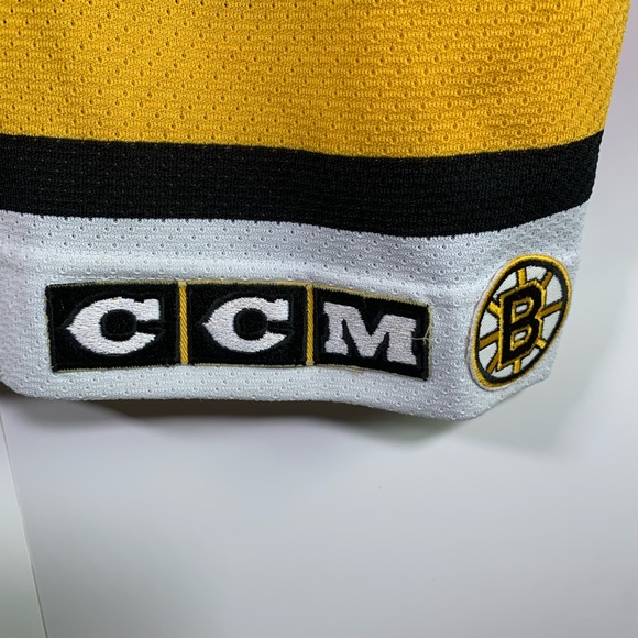 ❌SOLD❌ Ccm official nhl bobby orr Boston’s bruins throwback jersey - Picture 11 of 11